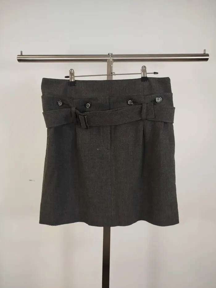 Mini Jupe grise ceinturée Armani Jeans - Taille 44 - Élégance intemporelle A606