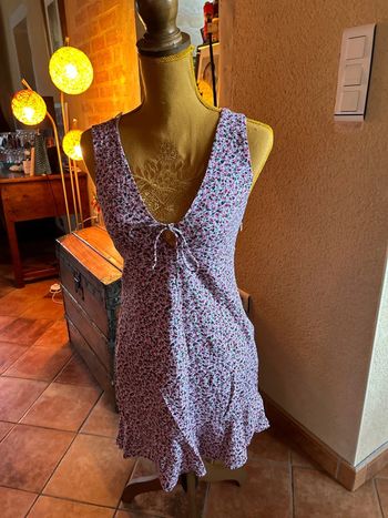 Zara robe taille s neuve