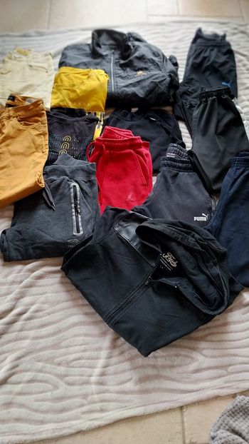 Lot 12 vêtements garçon 14 ans