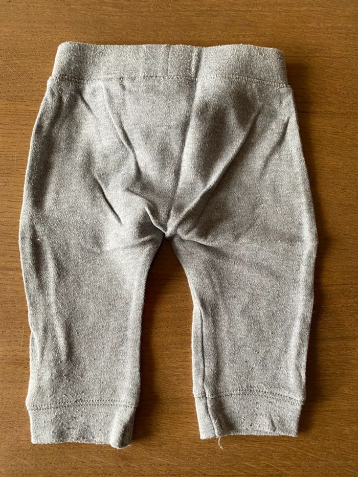 Pantalon gris étoiles - photo numéro 2