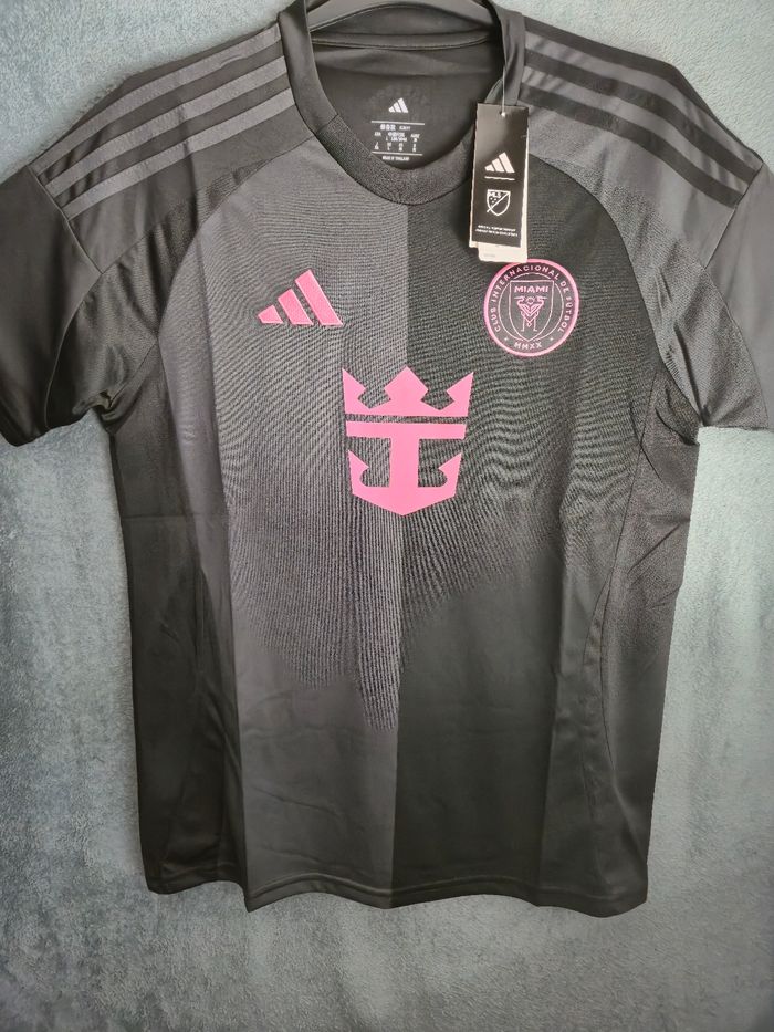 Maillot de foot inter miami neuf