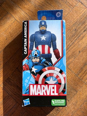 Figurine captain america Marvel