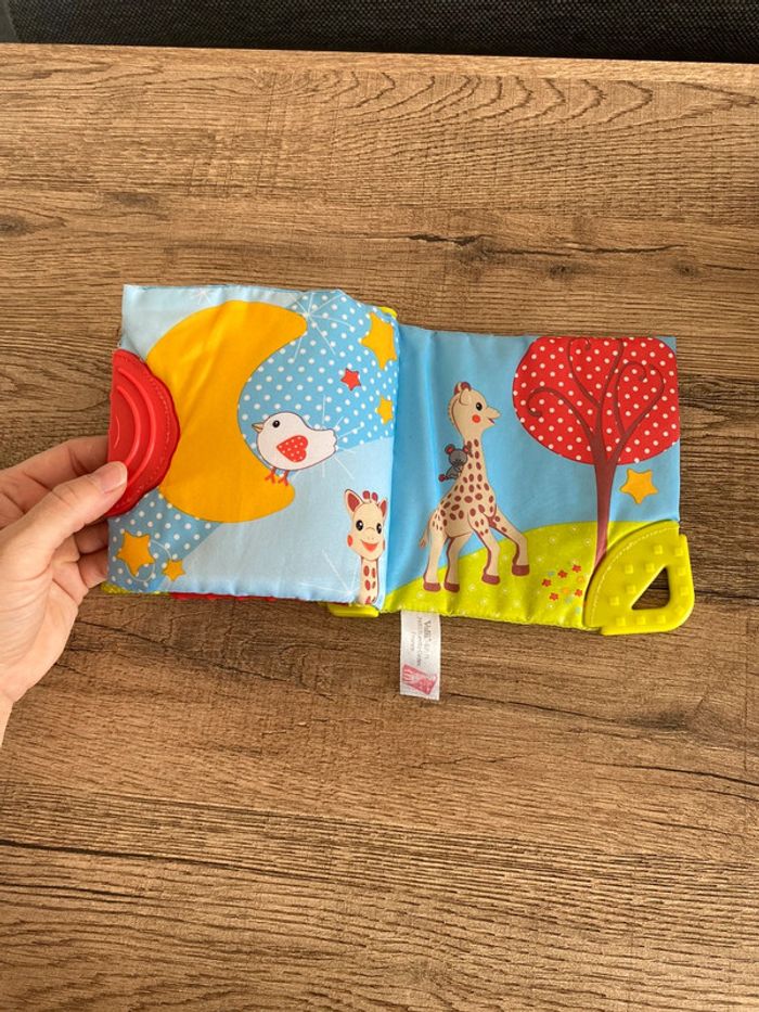 Livre « Sophie la girafe » - photo numéro 3