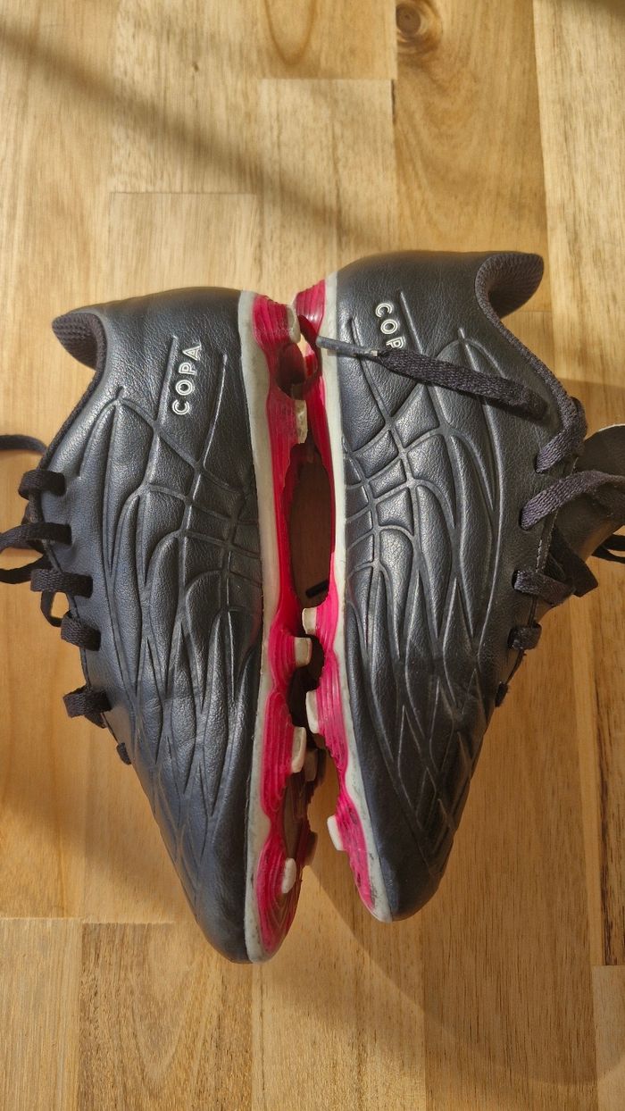 Crampons de foot Adidas - photo numéro 2