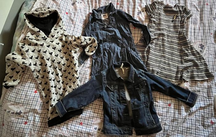Lots 3 robes et veste jean
