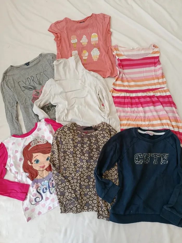 Lot vêtements fille 6 ans