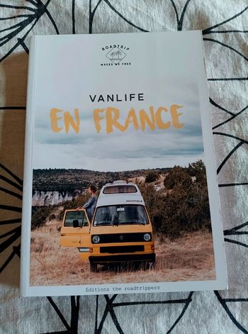 Livre: Vanlife en France. Éditions Roadtrip.
