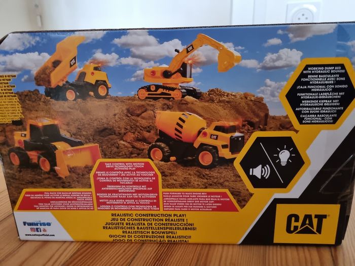 Camion CAT - photo numéro 3