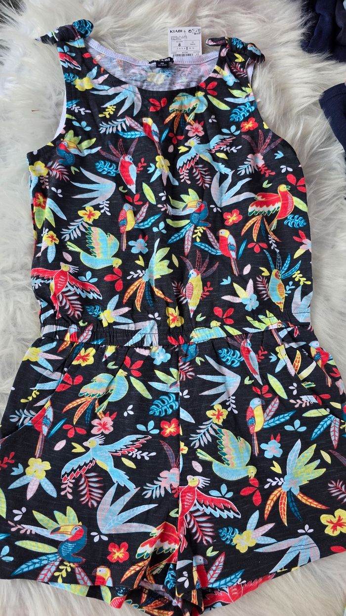 Neuves(non portées) 🏷😍🤩👌deux combishorts 8 ans fille ⚘️ 👧 - photo numéro 2