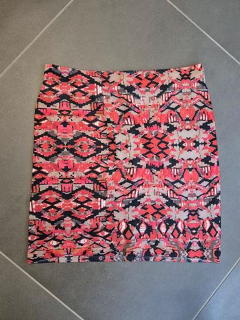 mini jupe moulante petits motifs rouge