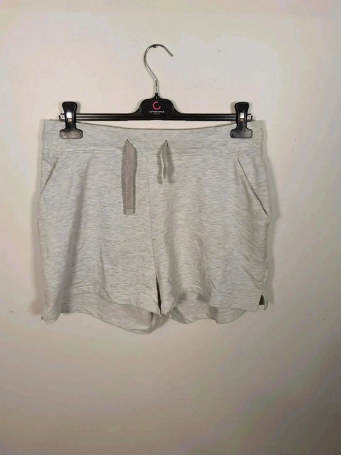 C18 short gris Decathlon 42