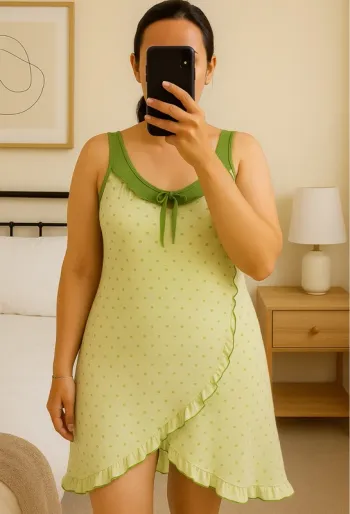 Robe de nuit Atine Textile – Taille 3 env. 42/44 – Bon état