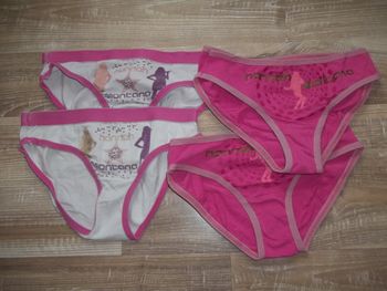 Lot 4 culottes blanches et roses Hannah Montana 10/12 ans