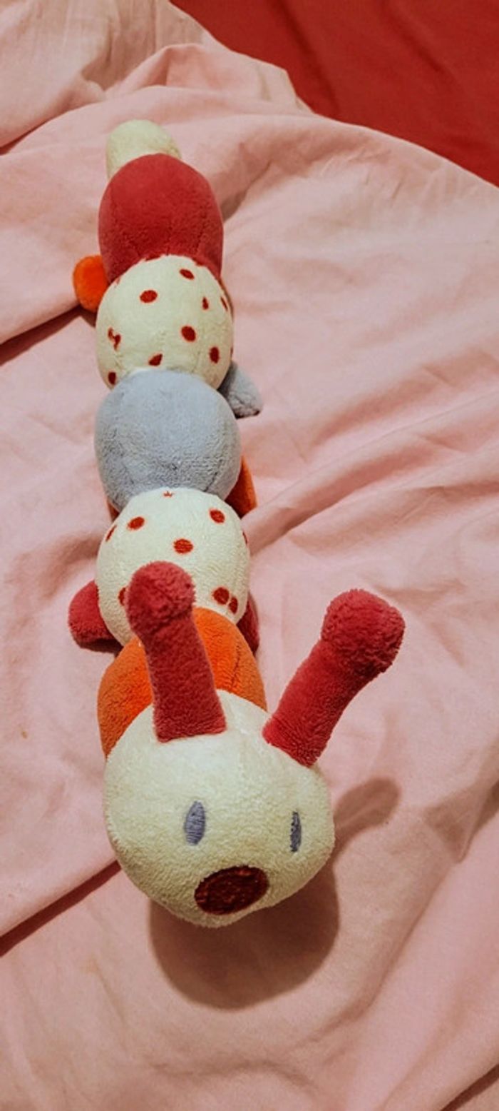 Doudou chenille obaibi