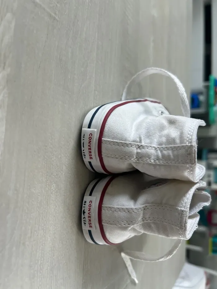 Converse taille 25 - photo numéro 2