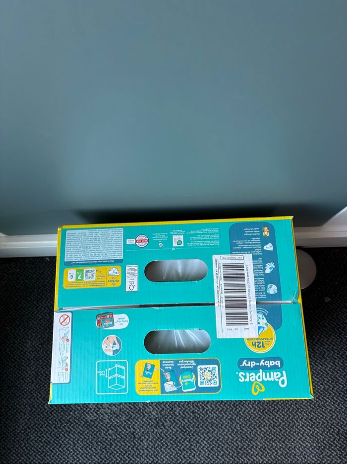 Un pack de couches Pampers Babydry Taille 7 15 kg et + - photo numéro 3