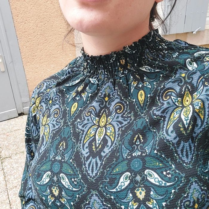 Blouse taille S - photo numéro 4