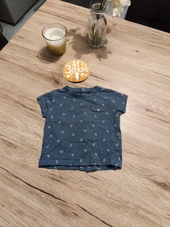 T-shirt kiabi 3 mois