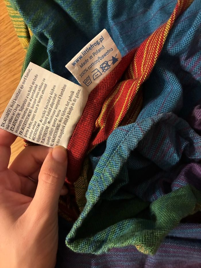 Écharpe de portage Little Frog - photo numéro 4