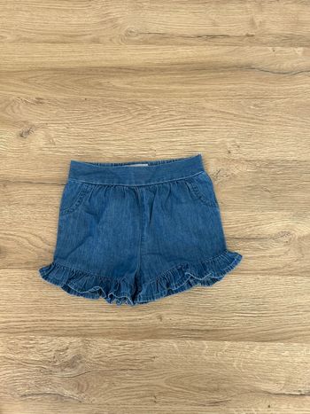 Short bébé fille taille 6-9 mois Primark