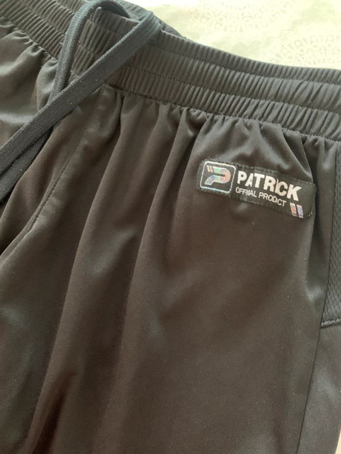 Short sport noir 2XS polyester sans repassage Patrick foot/tennis/running Taille 2XS - photo numéro 2