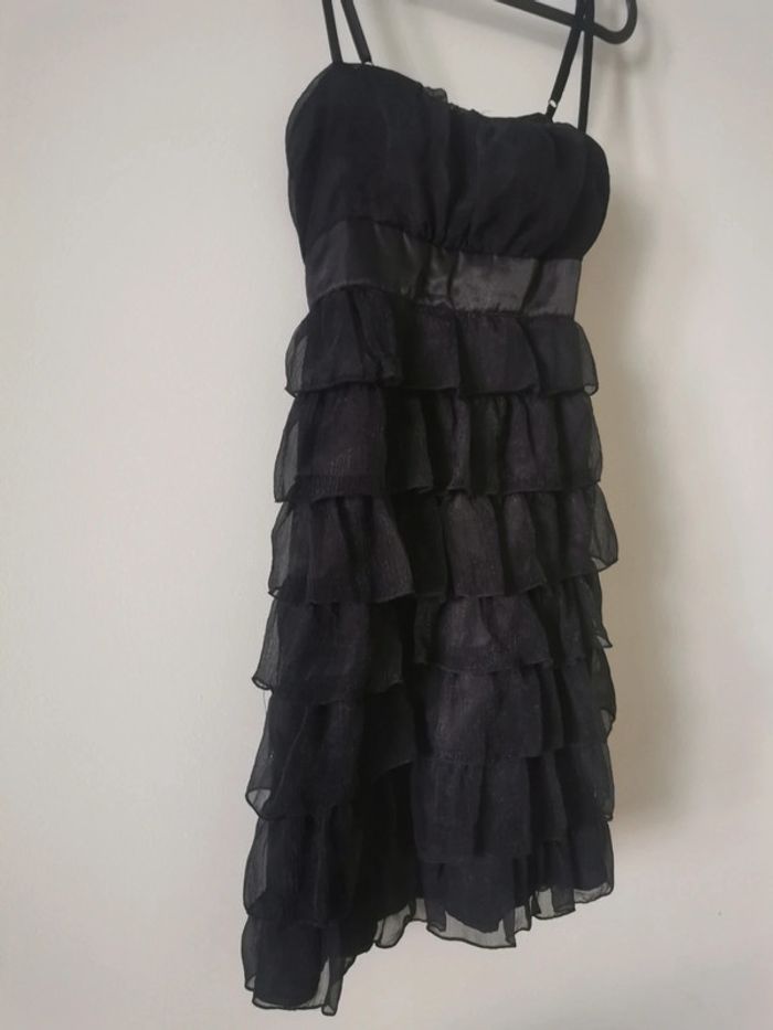 Robe noir - photo numéro 2