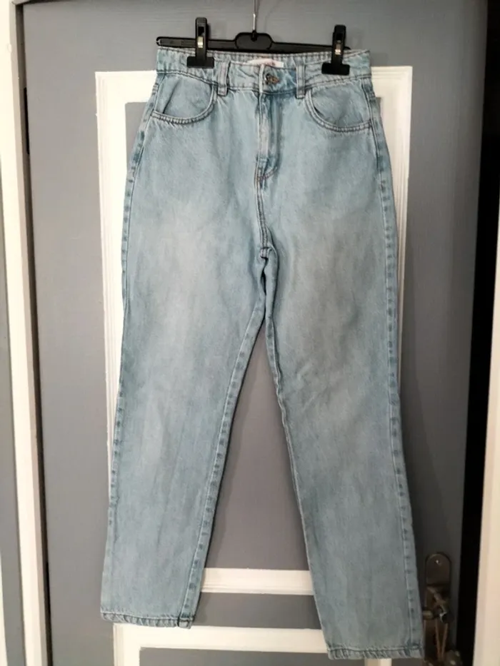 Jean mom