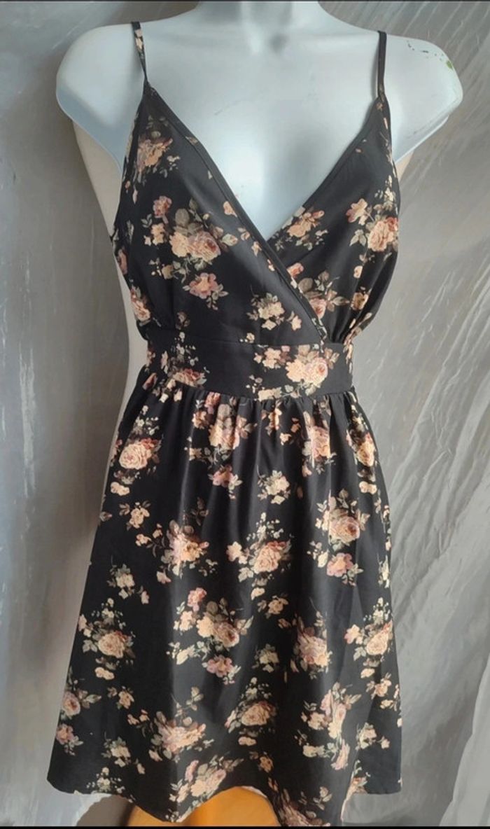 Jolie robe d été fleurie