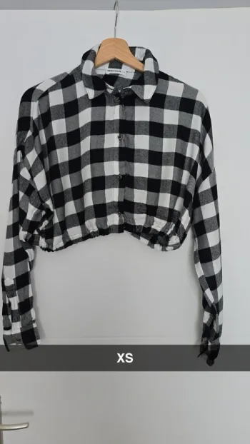 Chemise à carreaux