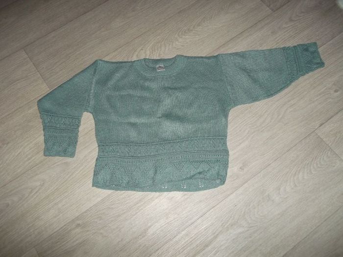 Pull bleu vert outremer clair fillette 8 ans TBE