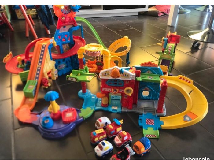 Vtech circuit et voitures