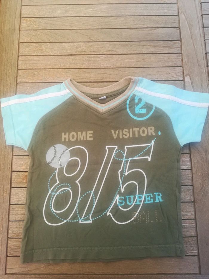 T-shirt