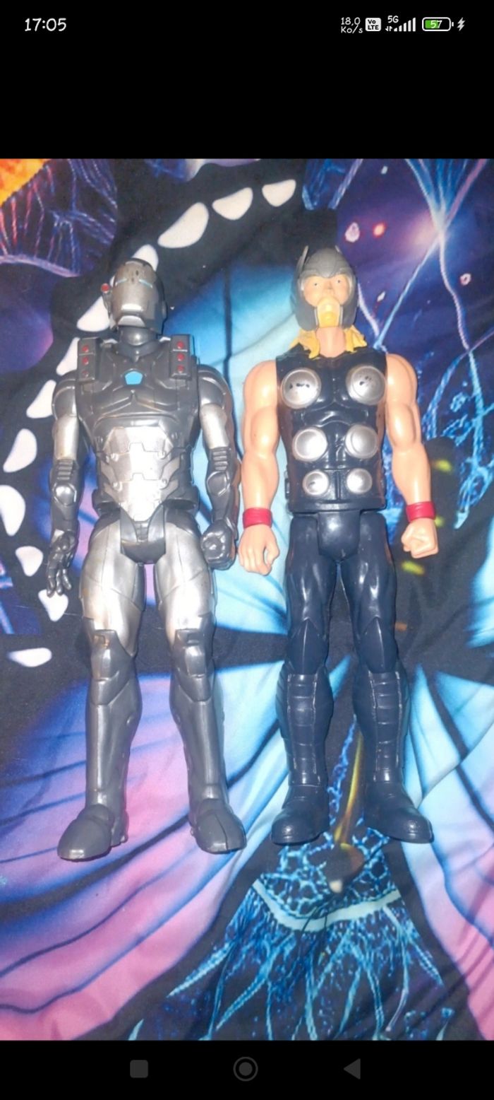 Figurines MARVEL - photo numéro 4