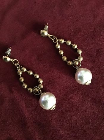 Belles boucles d’oreilles vintage