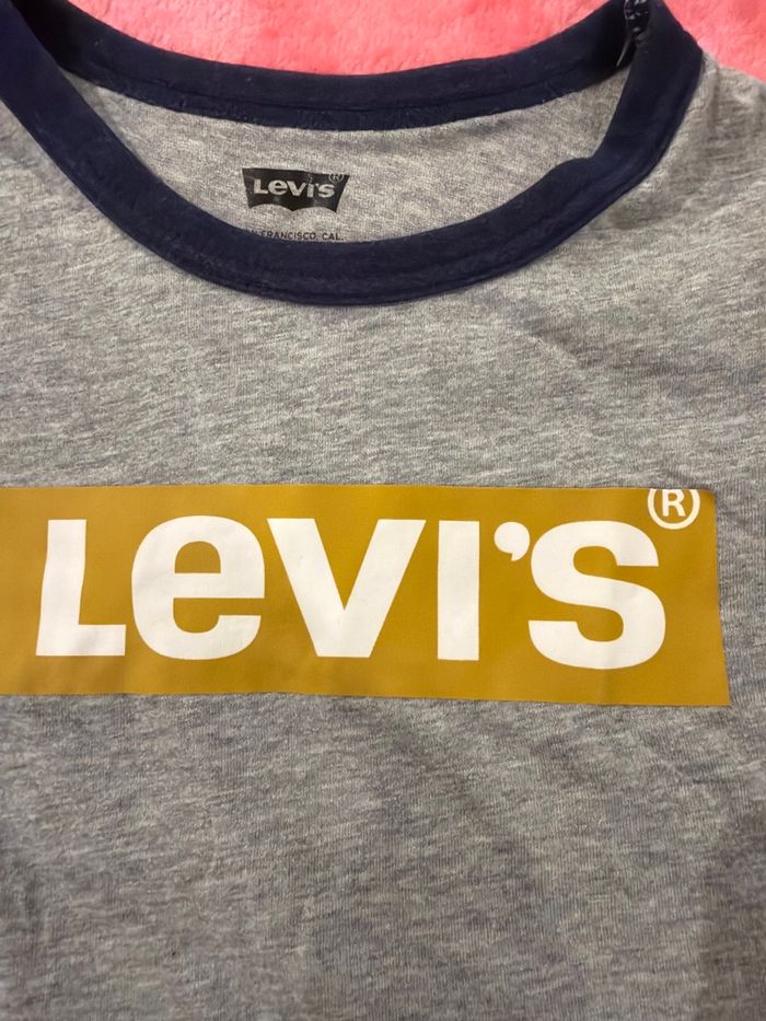Tee-shirts Levis taille 5 ans - photo numéro 2