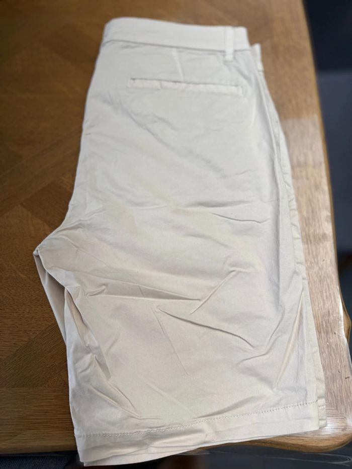 Bermuda taille 44 bleu marque TEX - photo numéro 2