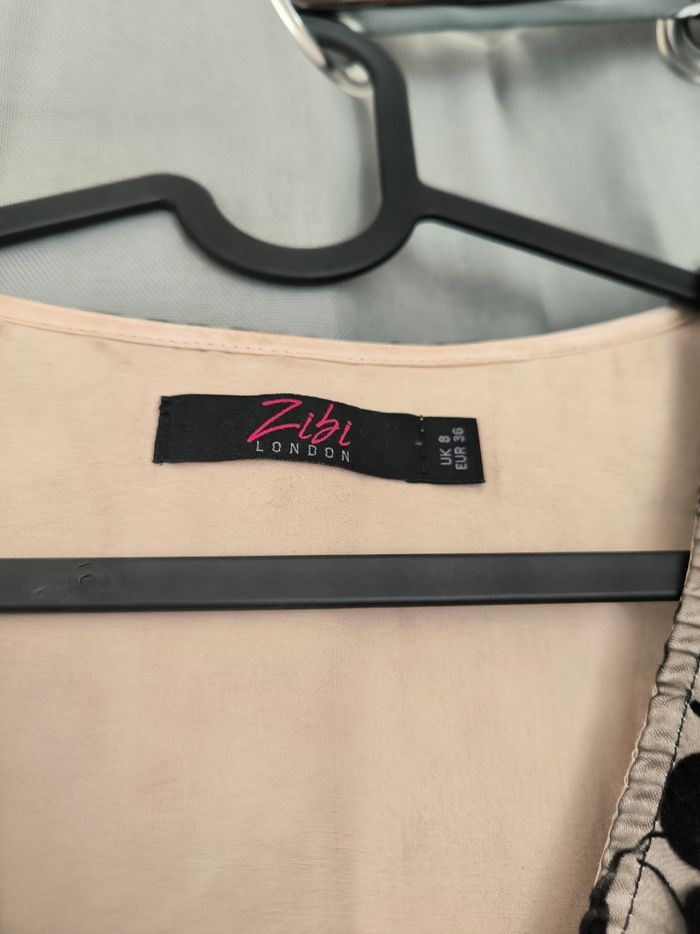 Robe fleurie velours Zibi London S (36) - photo numéro 2