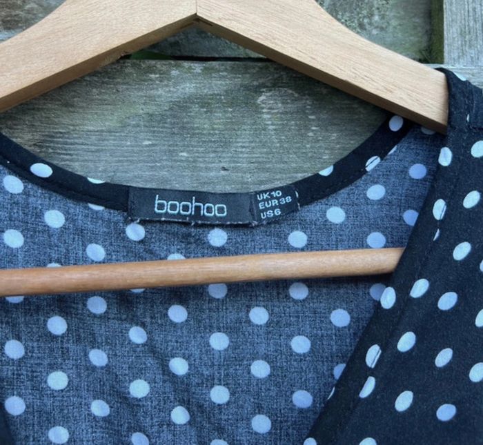 Robe à pois Bohoo – Taille 38 – Bon état - photo numéro 5