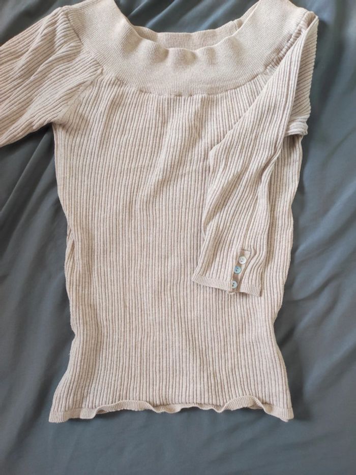 Léger pull croc top - photo numéro 1