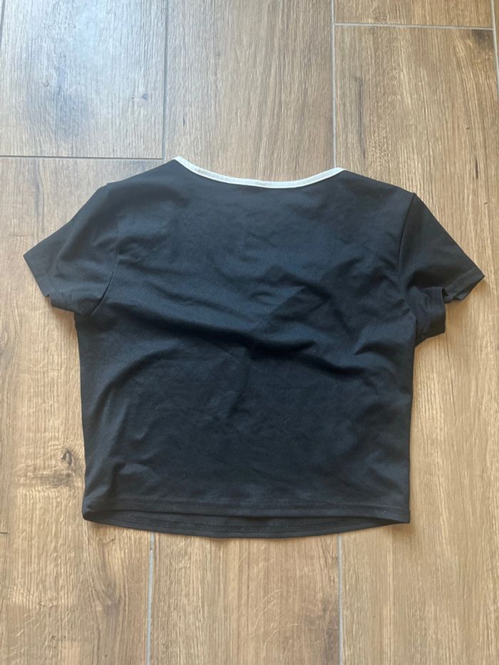 T-shirt court SHEIN taille M - photo numéro 2