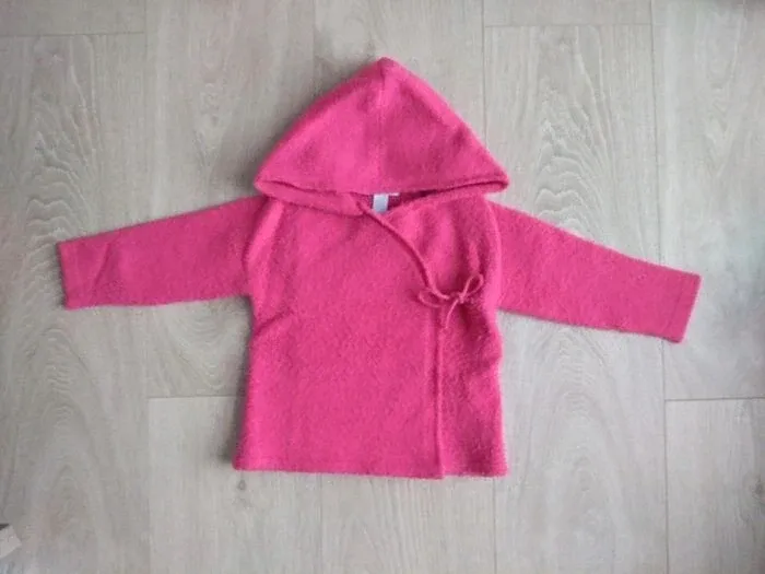 Gilet chaud rose avec capuche Obaïbi 12 mois
