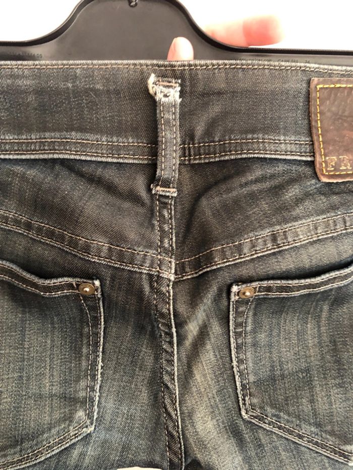Jean huilé taille basse 28*34 - photo numéro 5