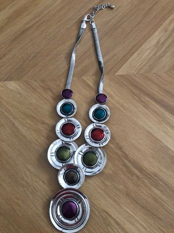 Collier coloré