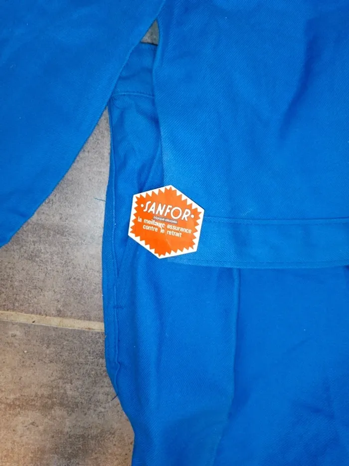 Ensemble bleu et veste de travail sanfor travalux taille 48 pour
