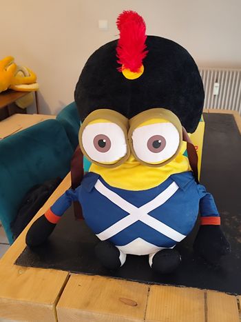 Minion Écossais en Peluche - Édition Limitée