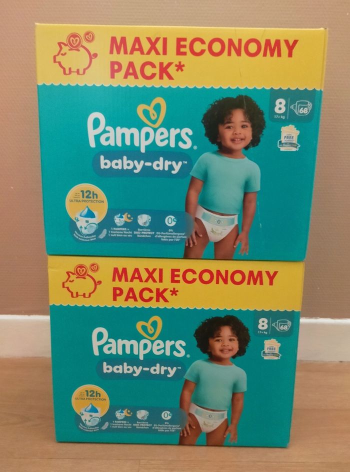 Lot couches Pampers baby dry taille 8
