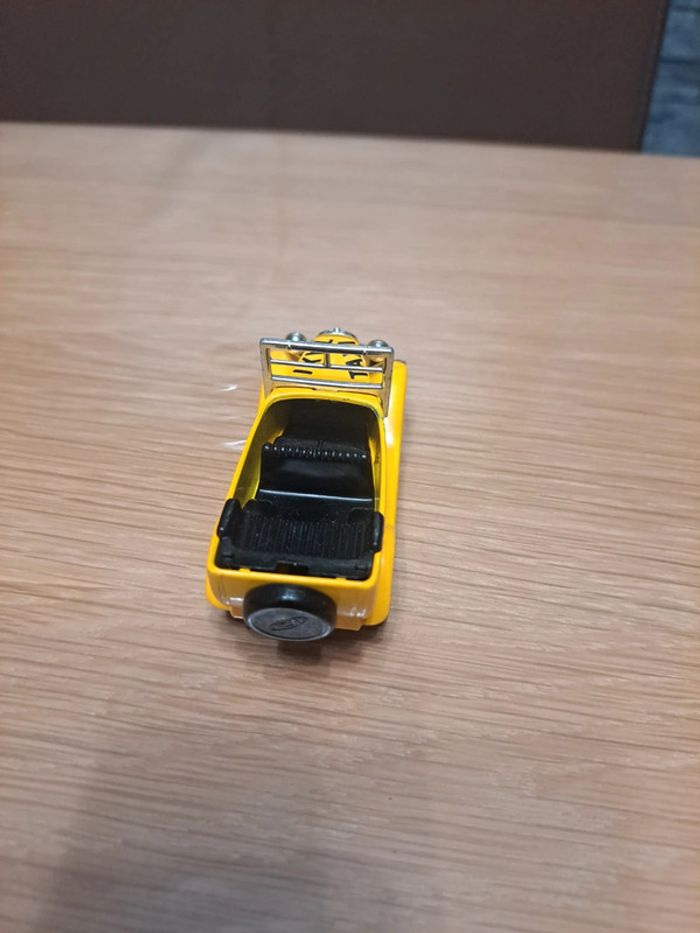 Voiture Taxi Days Gone - photo numéro 4