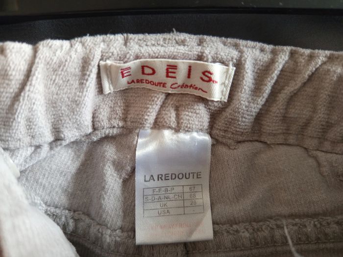 Lot pantalon velours 6 mois - photo numéro 5