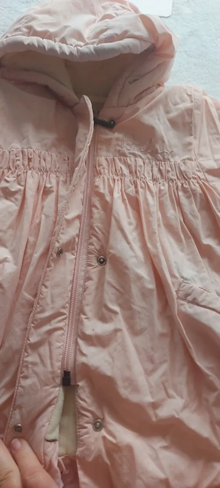 Manteau burberry bébé fille 12 mois - photo numéro 6