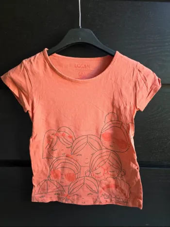 Tee-shirt rose personnage Losan